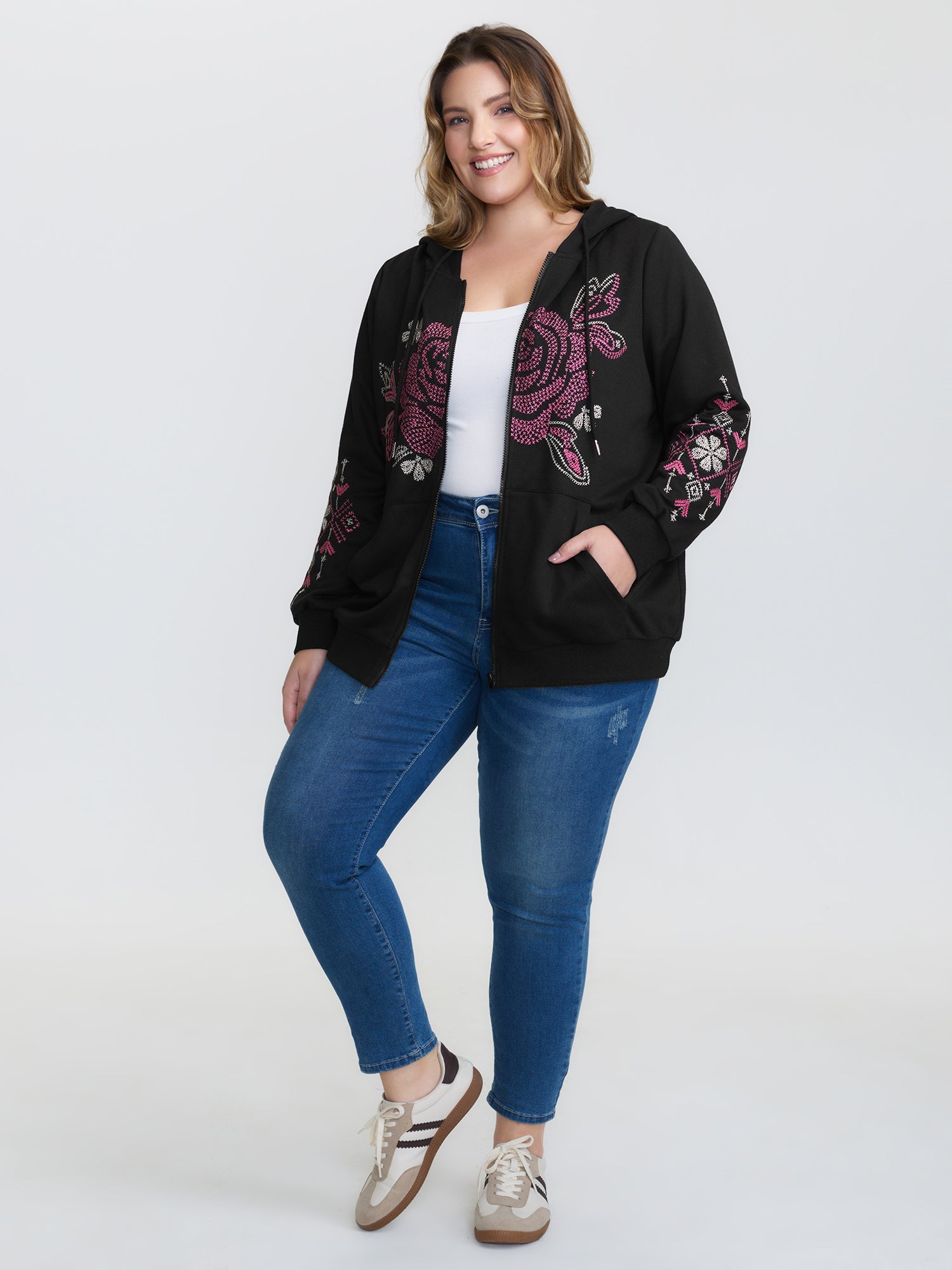 Nostalgic Rose Embroidery Drawstring Hoodie