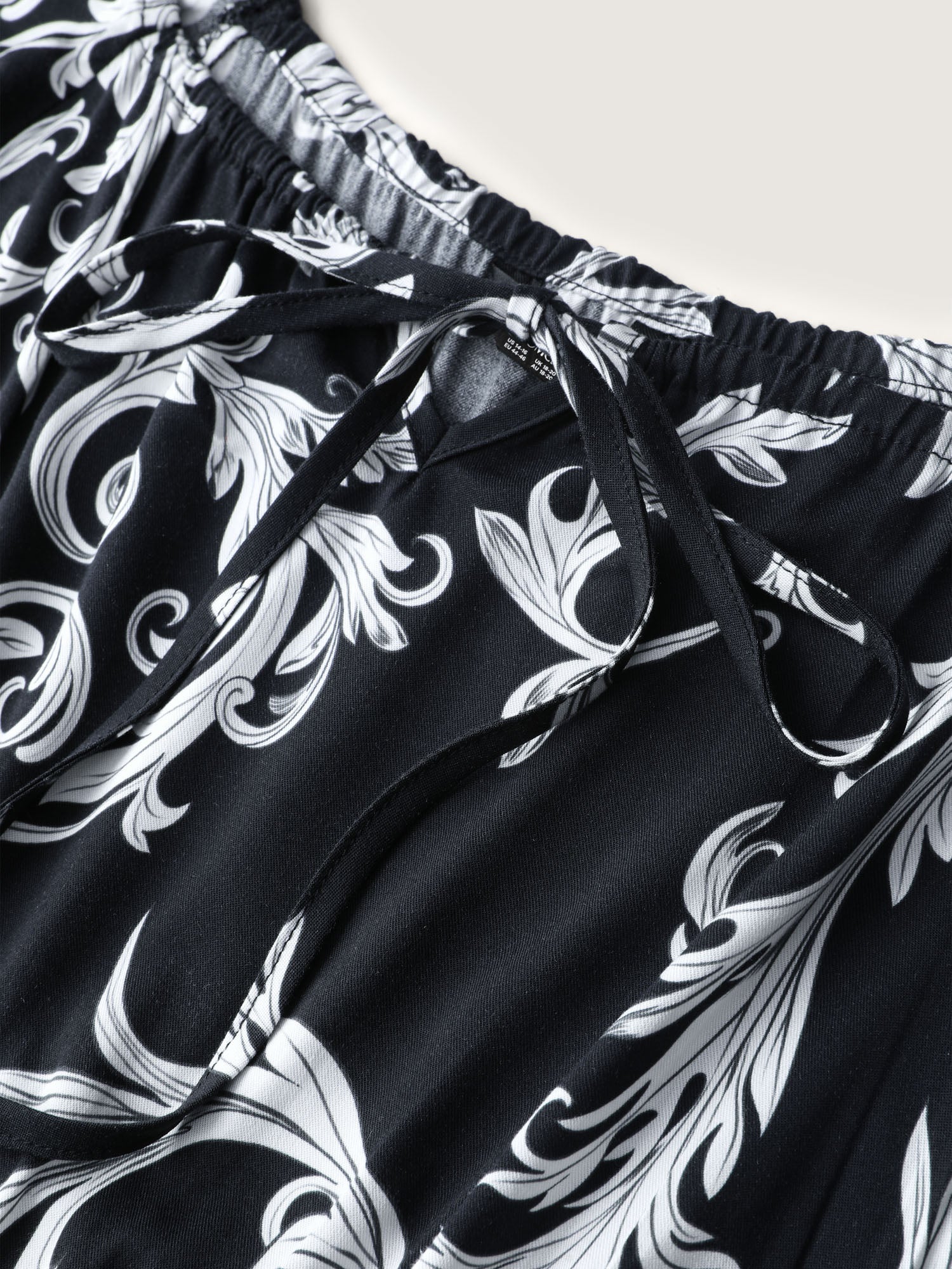 Scroll Pattern Adjustable Drawstring Pockets Maxi Dress