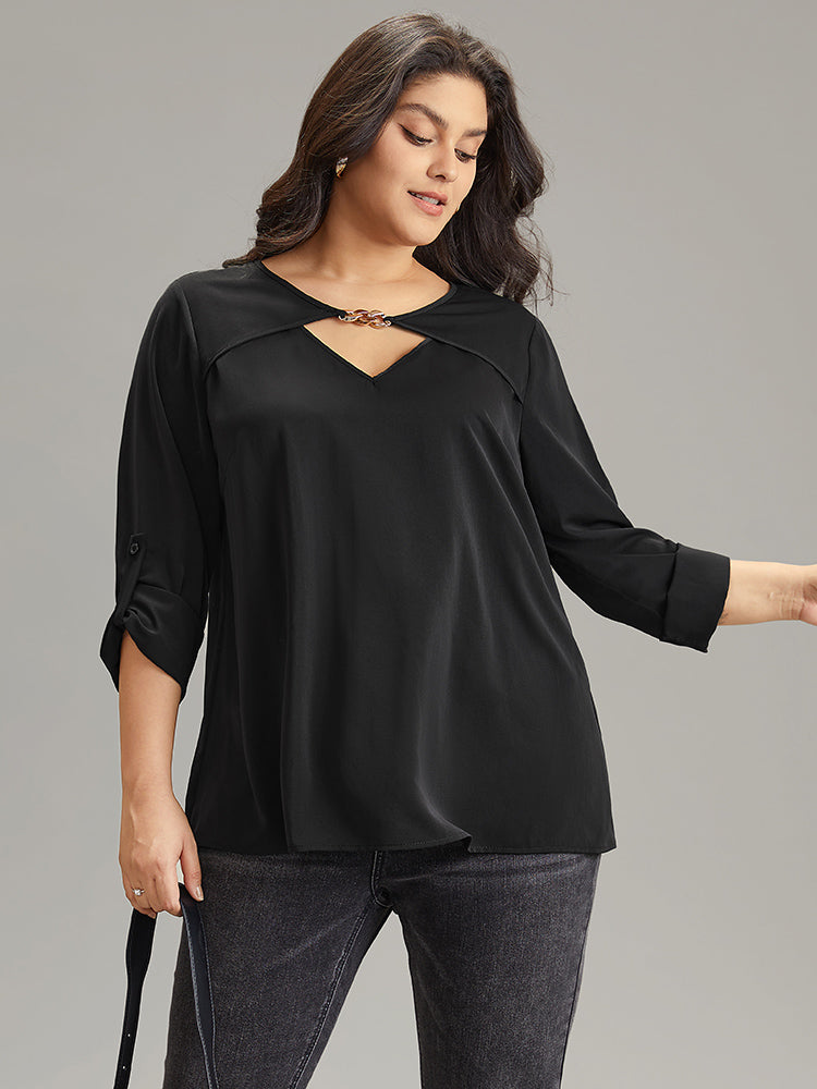 Static-Free Plain Keyhole Chain Detail Blouse