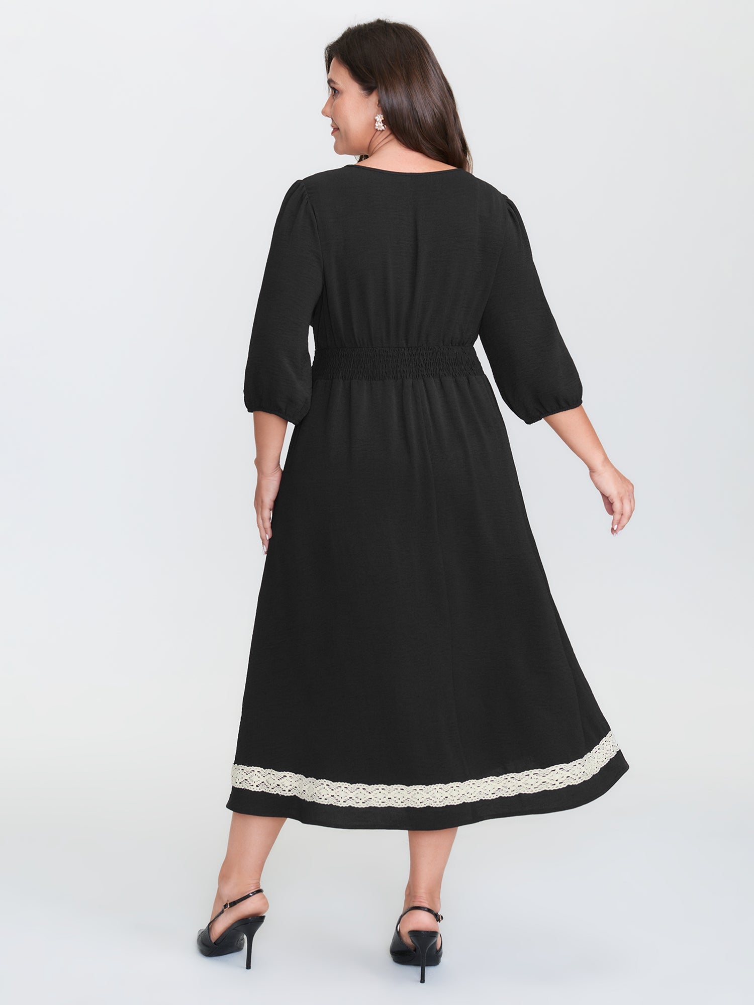 Shirred Waist V-Neck Contrast Midi Dress