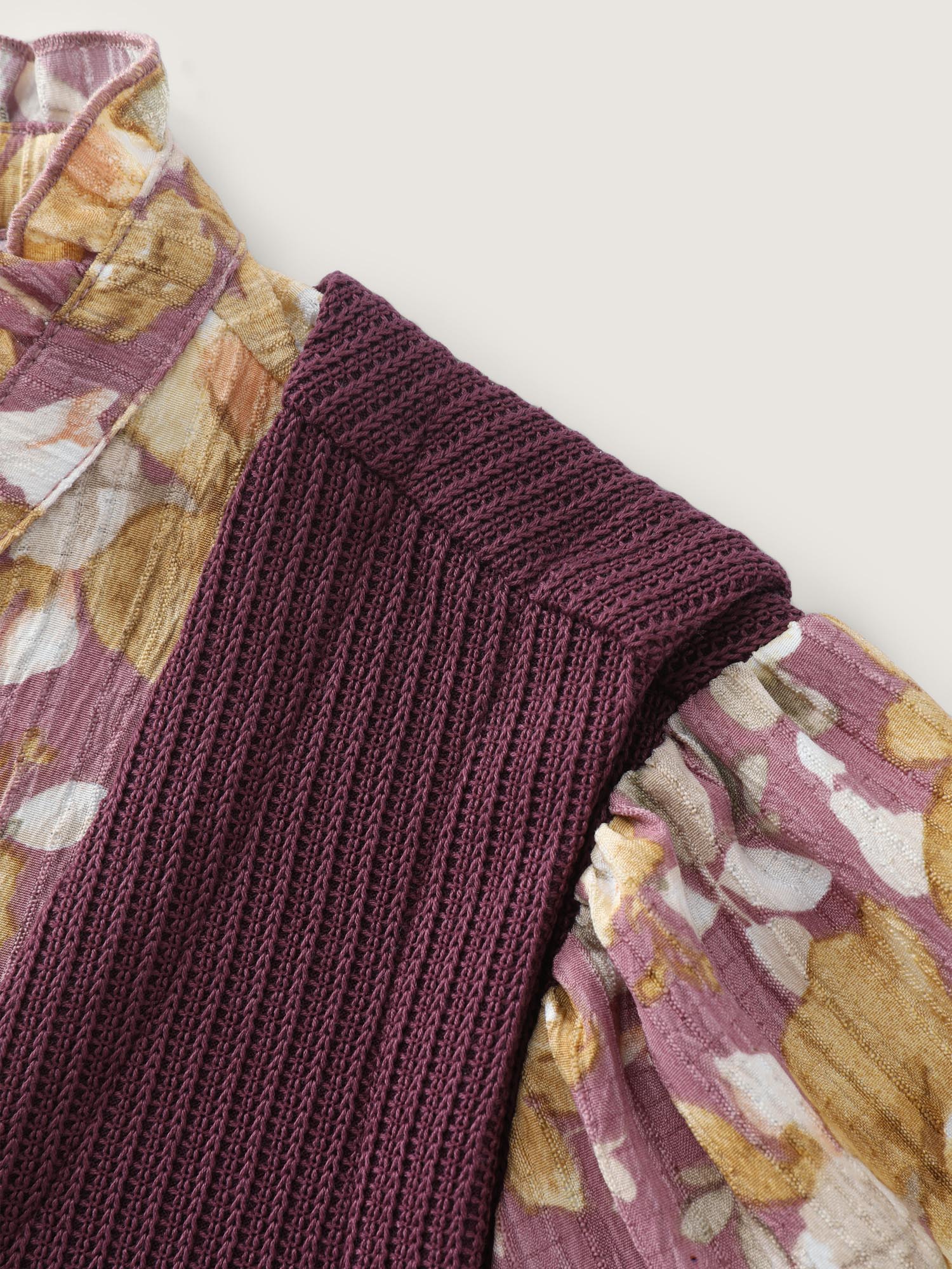 2-in-1 Floral Textured Knit Top