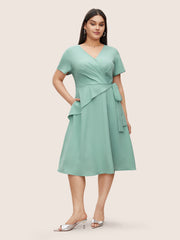 Static-Free Overlap Collar Pleated Tie Knot Dress