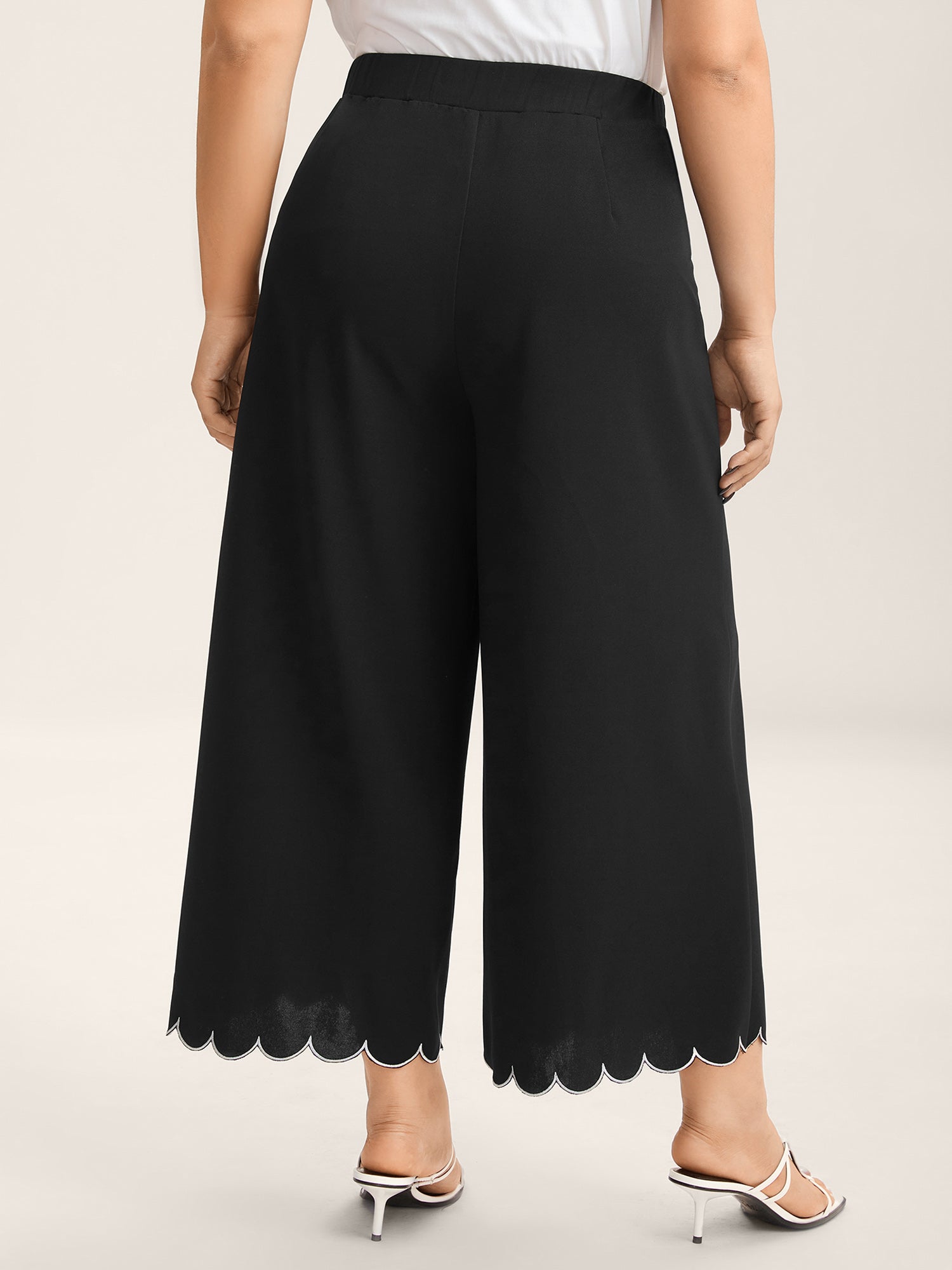 Scalloped Hem Pull-On Wide-Leg Pants