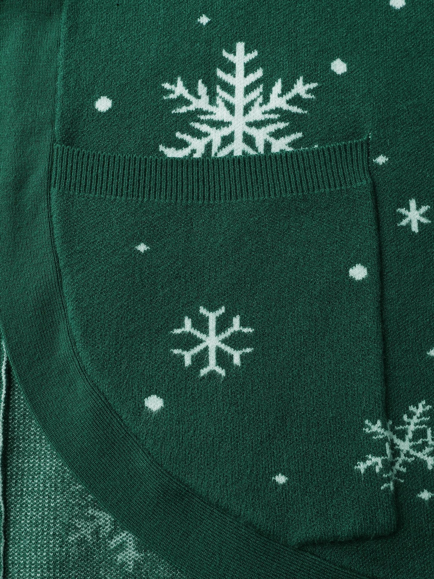 Snowflake Pattern Pockets Curvy Hem Knit Cardigan