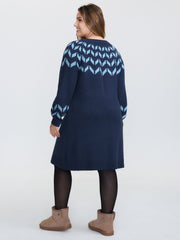 Geometric Pattern Raglan Sleeve Midi Sweater Dress