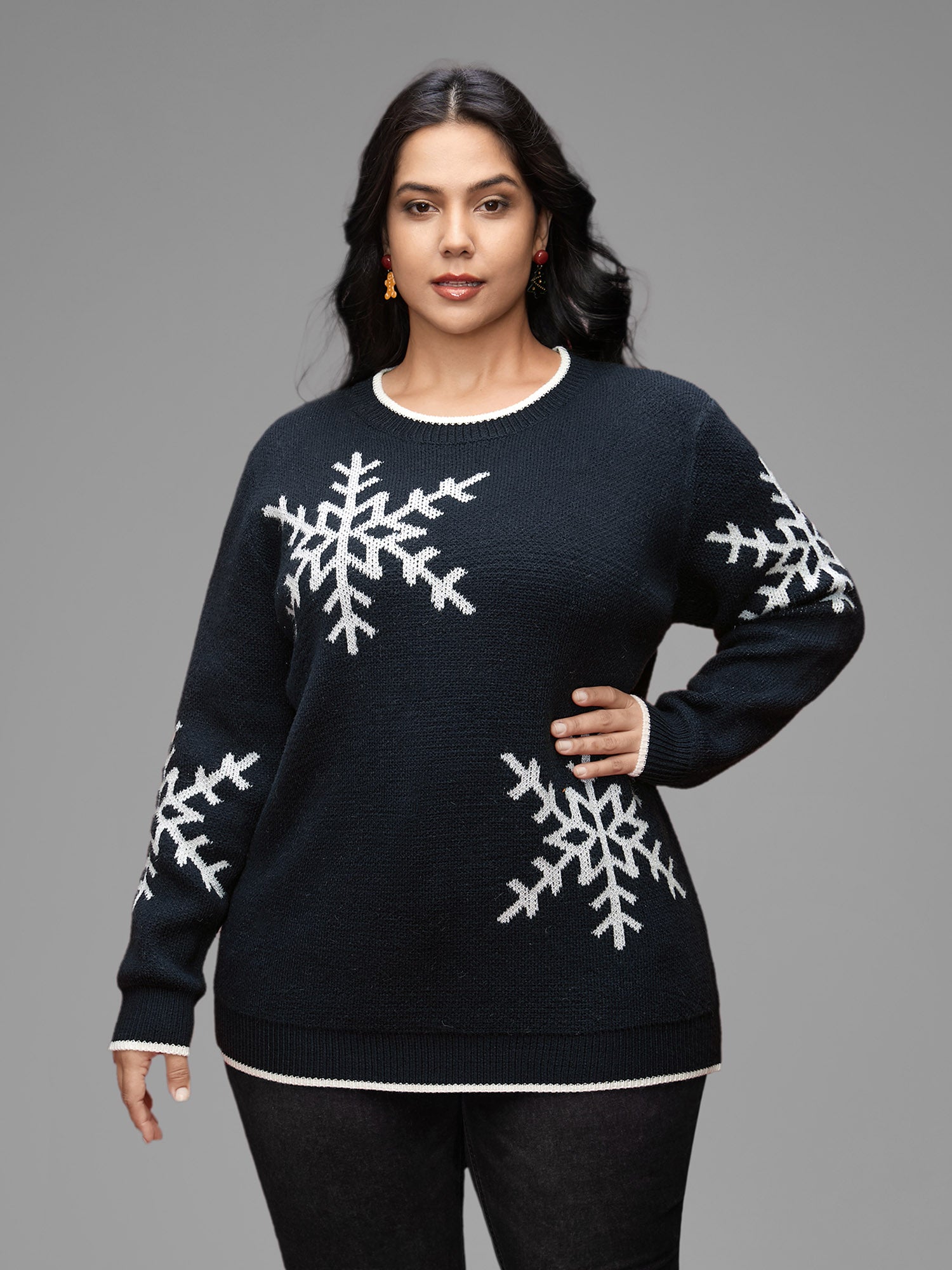 Snowflakes Pattern Contrasting Hem Pullover