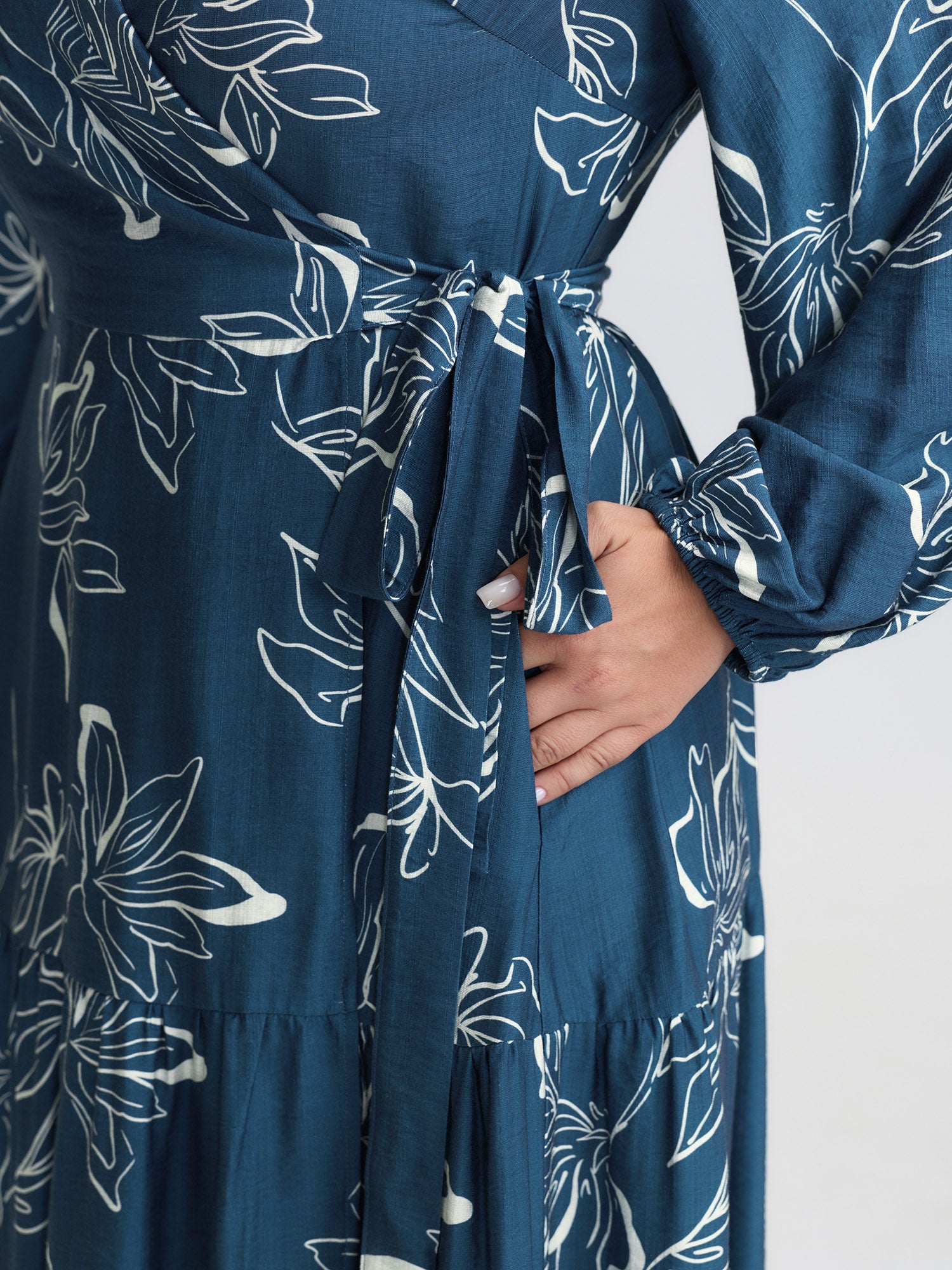 Silhouette Flower Print Wrap Neck Midi Dress