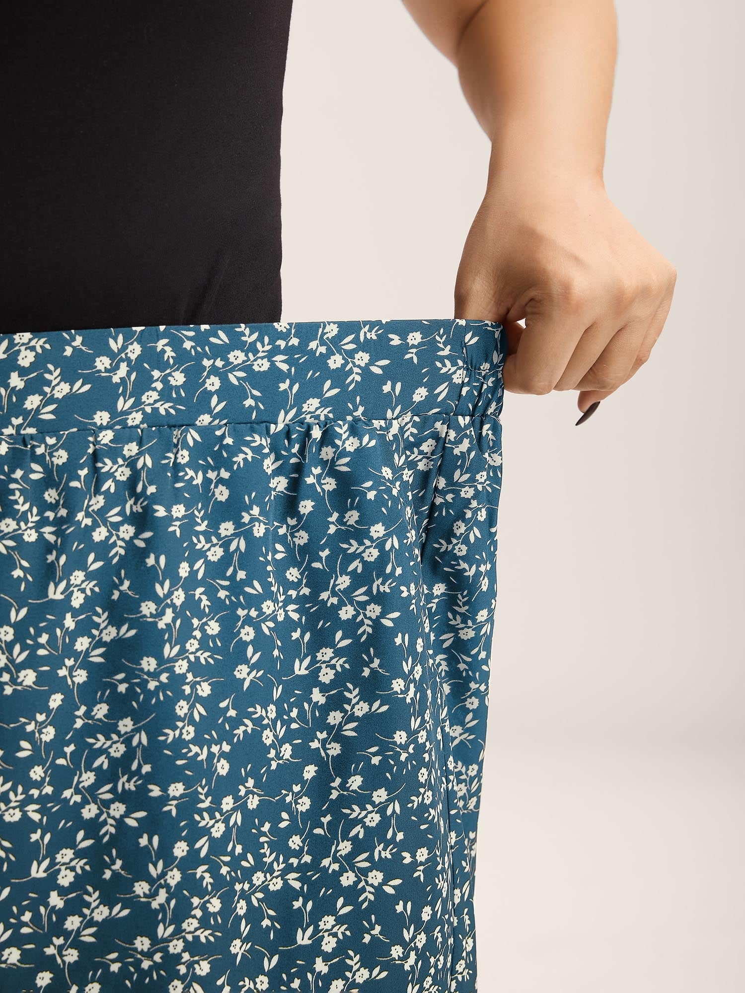 Floral Print Wide-Leg Shorts