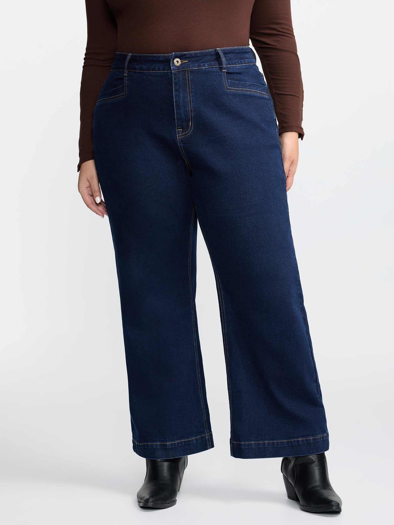 Stretchy Wide-Leg Pocket Jeans