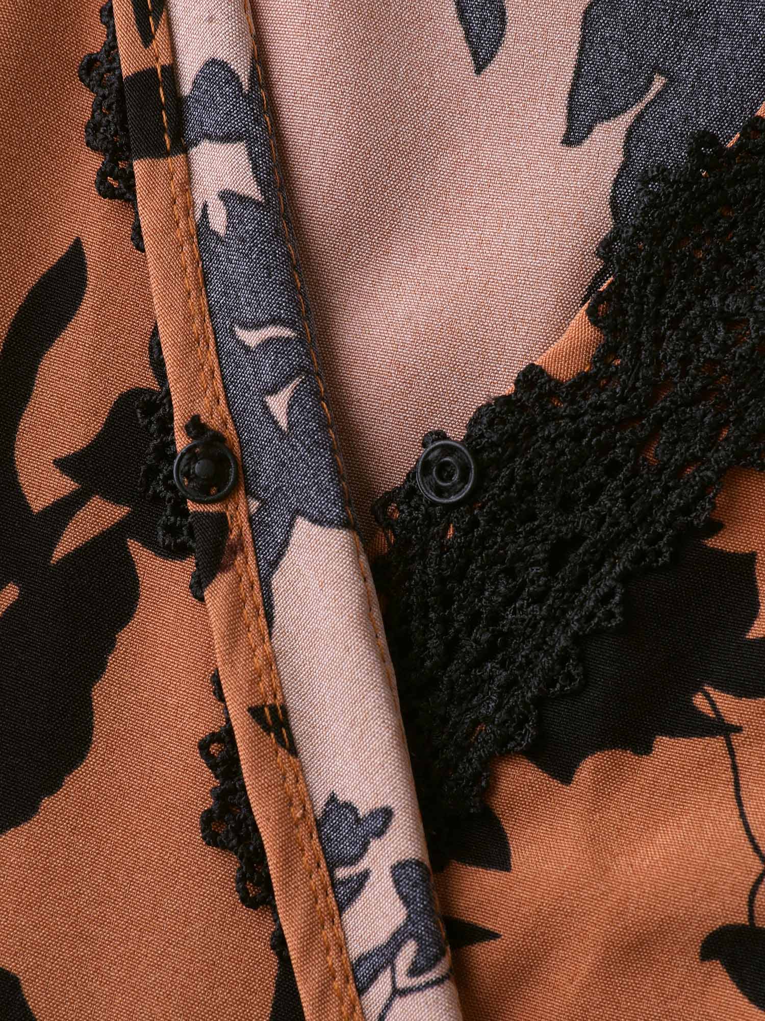 Silhouette Flower Print Contrast Surplice Midi Dress