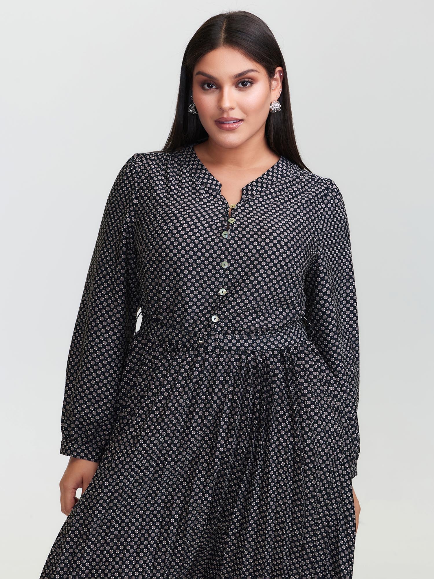 Geometric Print Pleated Notched Collar Midi Dress