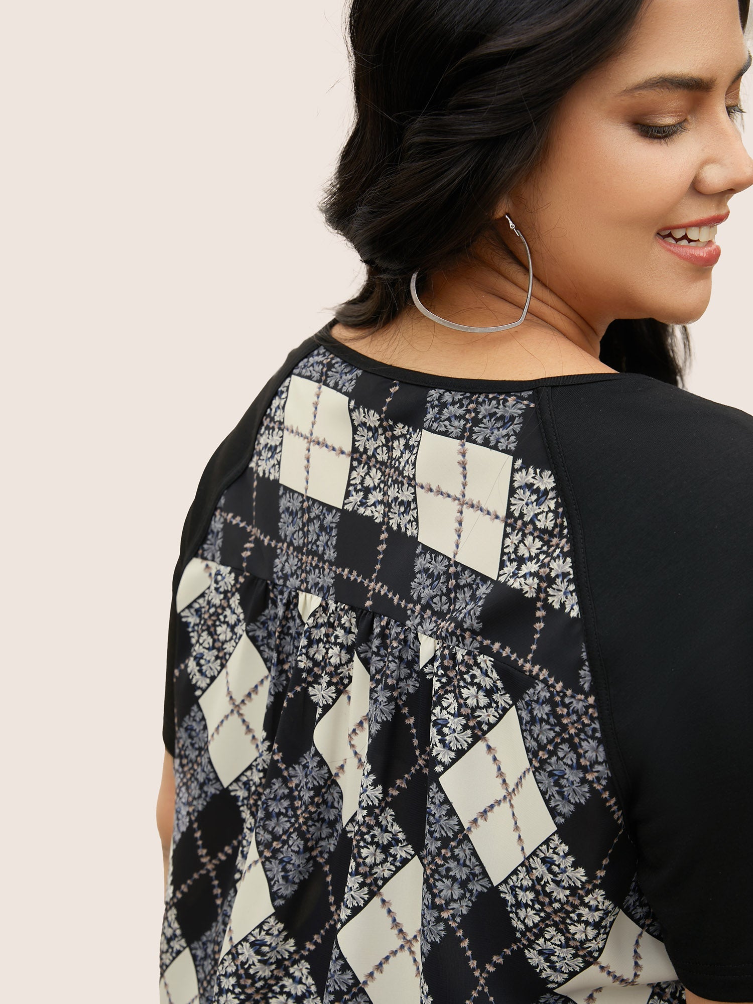 Solid Round Neck Raglan sleeve T-shirt