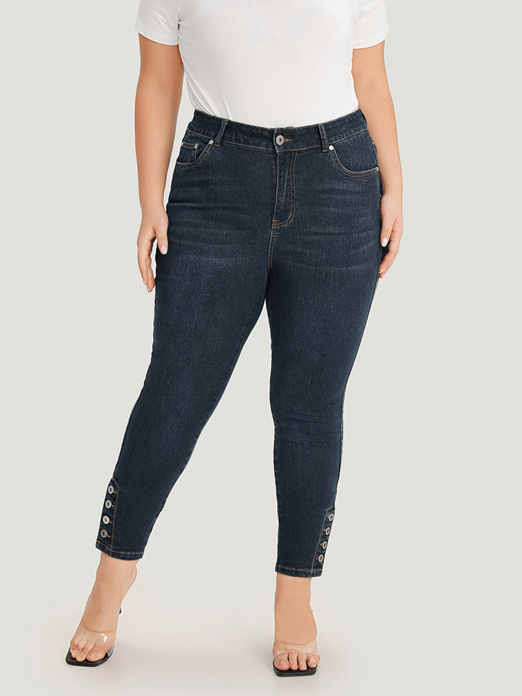 Plain Button Detail Pocket High Rise Jeans