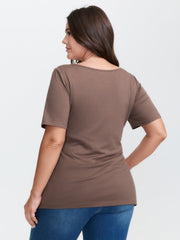 Scoop Neck Fitted Stretchy T-Shirt