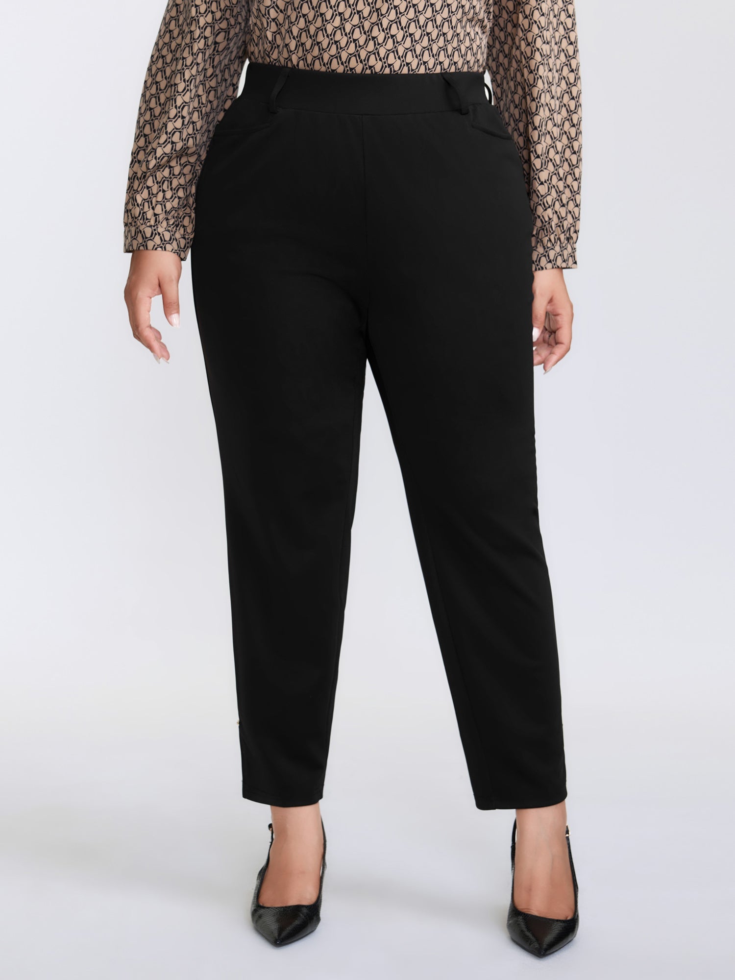 Slit Metal Detail Skinny-Fit Pants