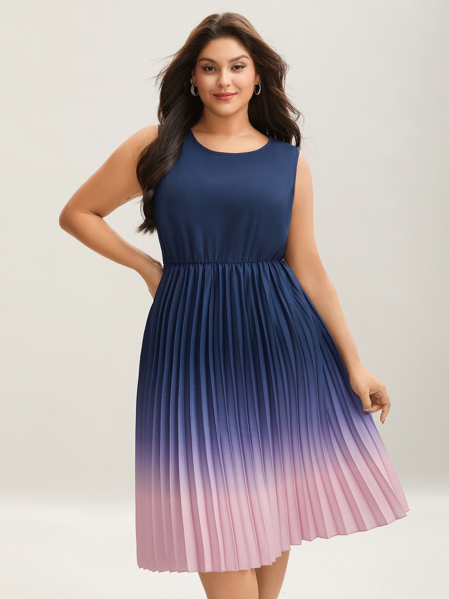 Ombre Gradient Pleated Sleeveless Midi Dress