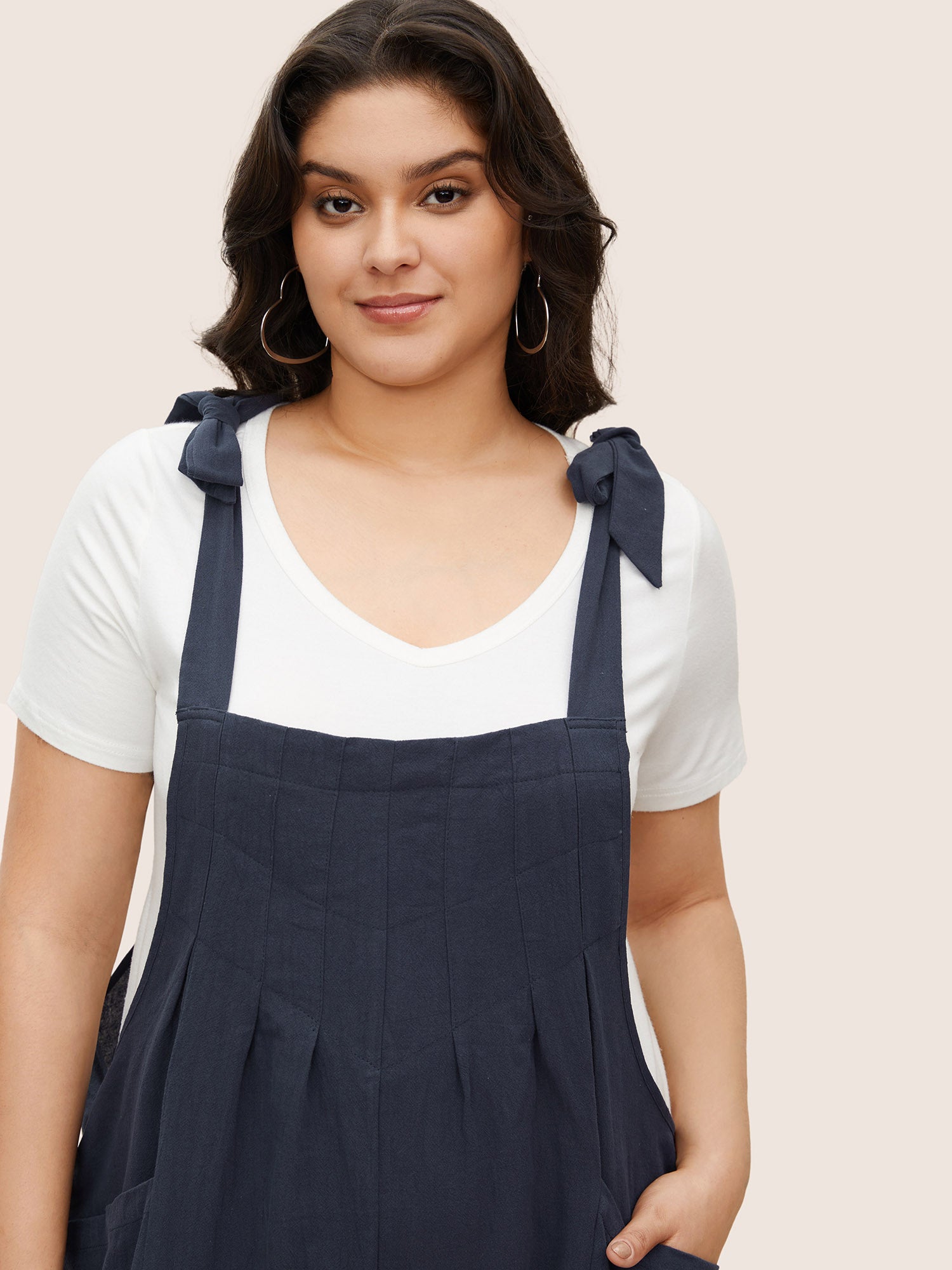 Solid Pleated Detail Pocket Knotted Shoulder Overall Jumpsuit