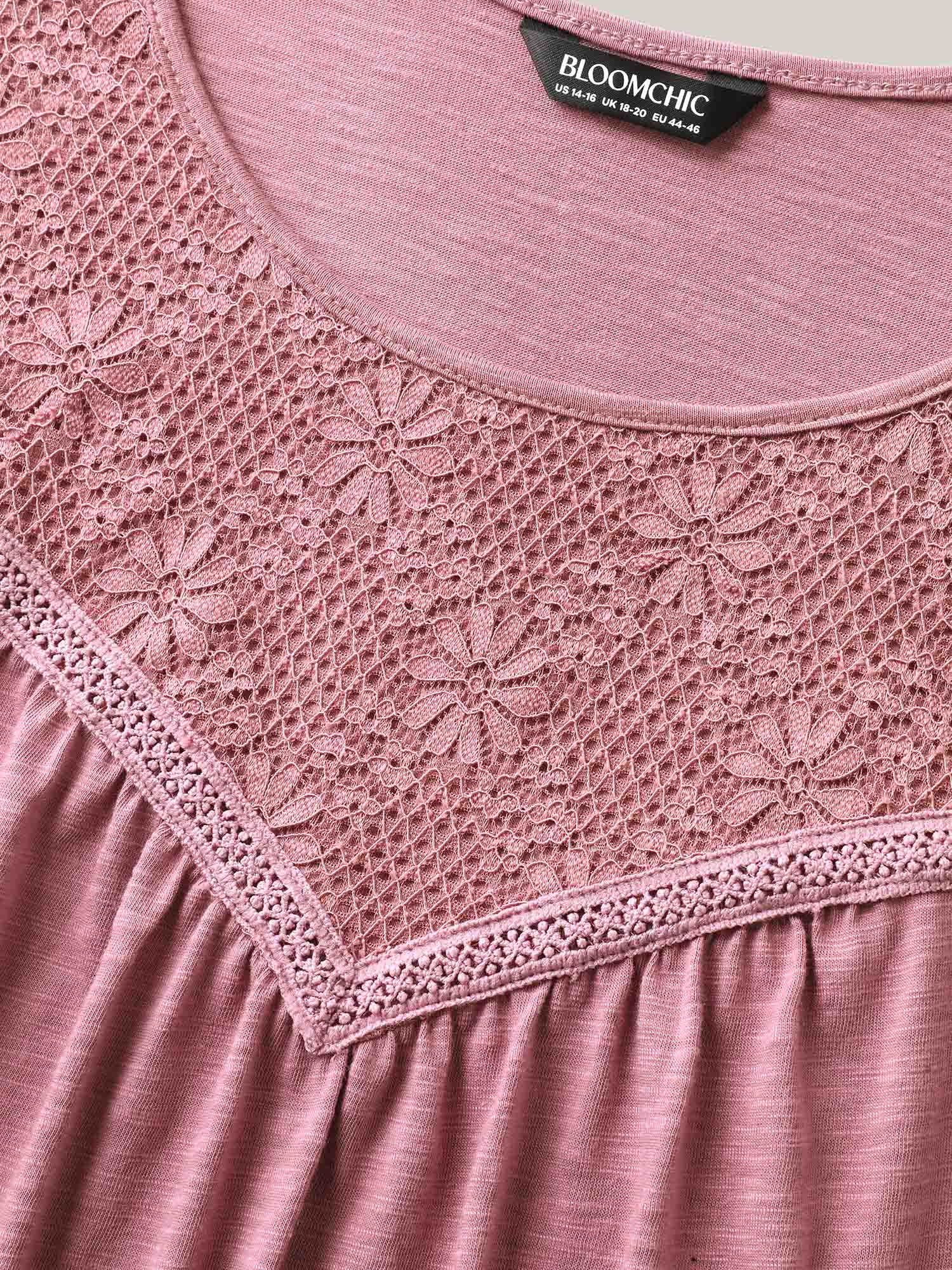 Plain Stretchy Lace Tank Top