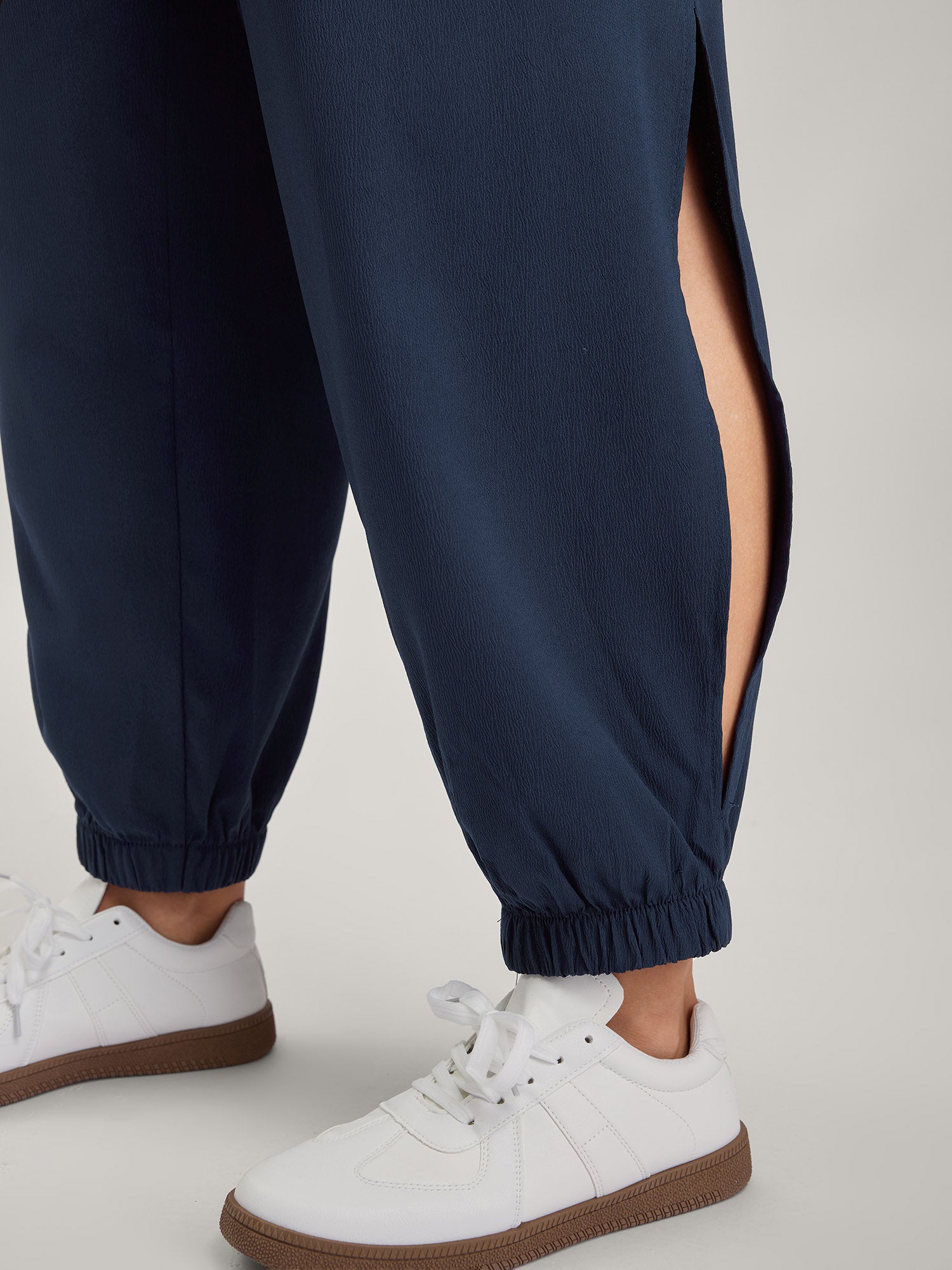 Side Slit Waist-Drawstring Jogger Pants