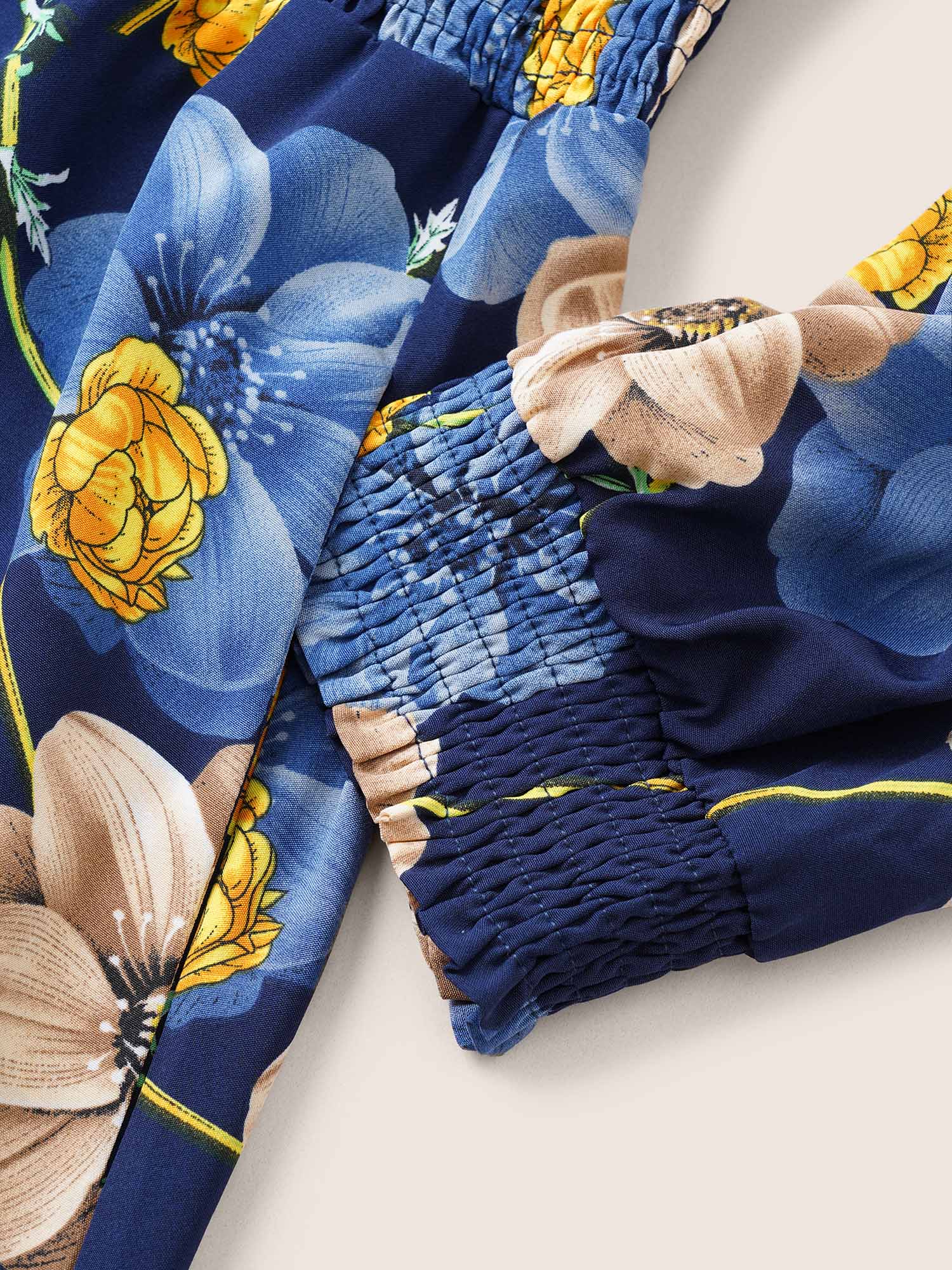 Floral Print Square Neck Shirred Cuffs Dress