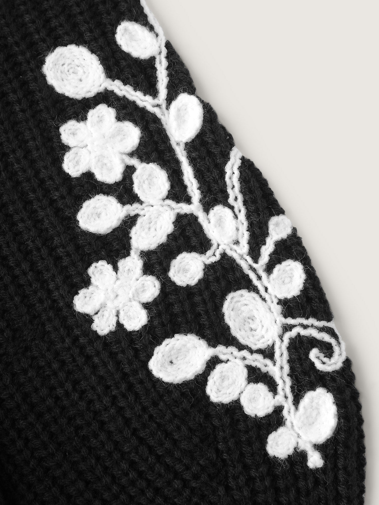 Floral Embroidered Texture Pullover