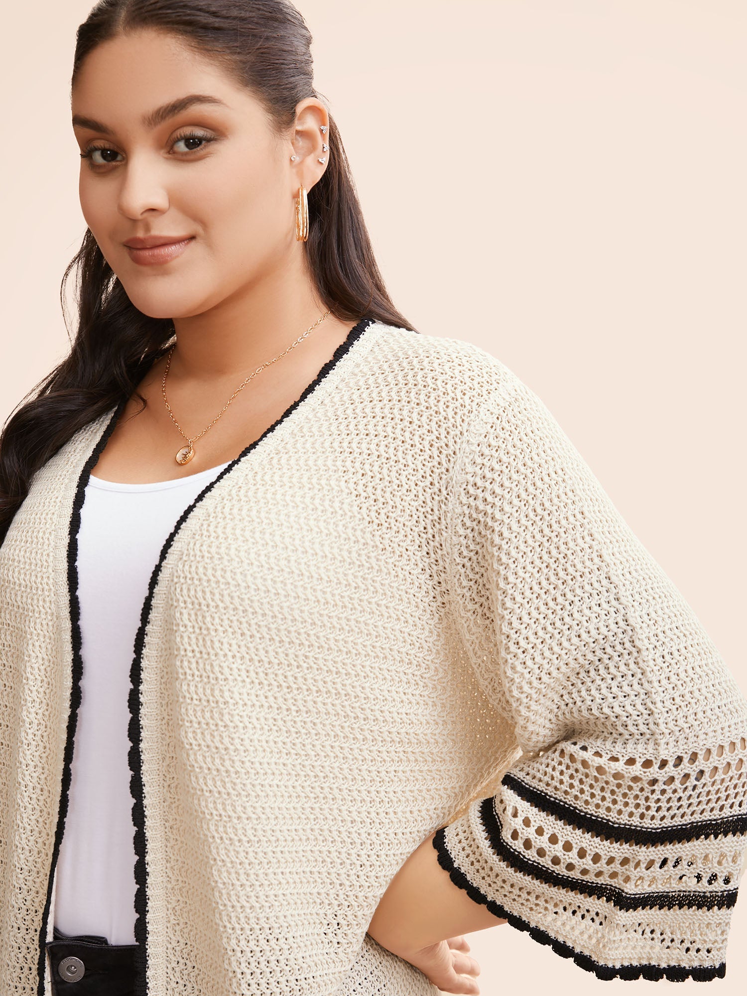 Solid Contrast Trim Bell Sleeve Cardigan