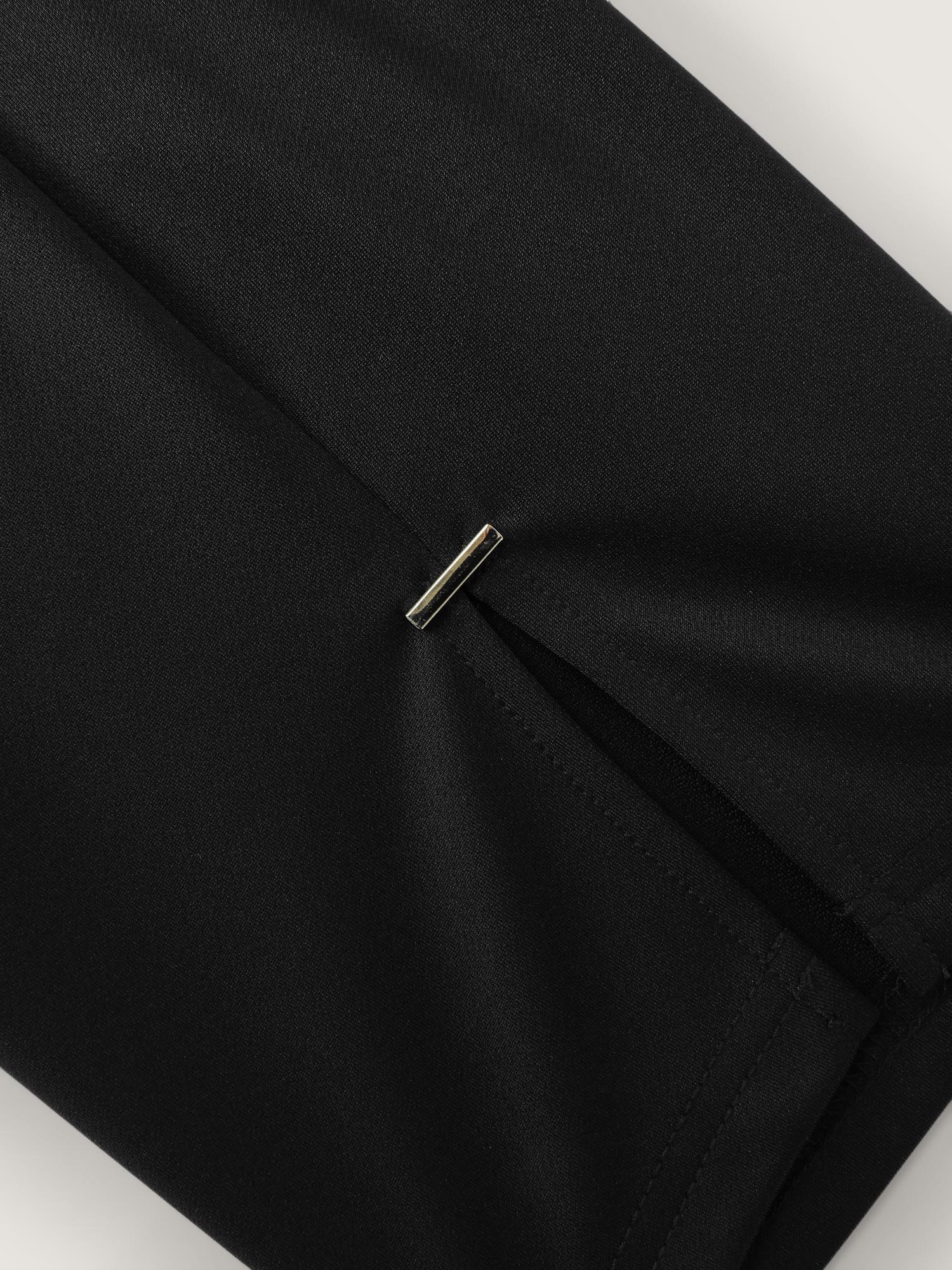 Slit Metal Detail Skinny-Fit Pants