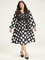 Geometric Print Belted Lantern Sleeve Dress